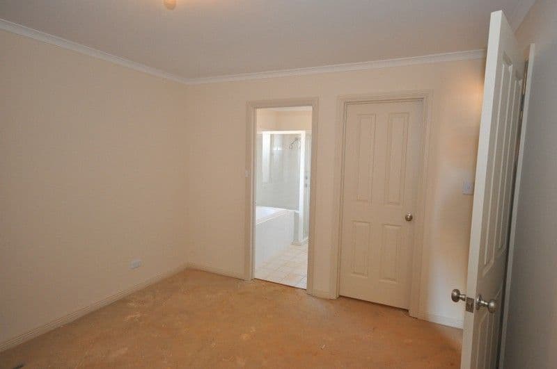 2 Oriana Court, SMITHFIELD SA 5114, Smithfield - Thumbnail 6