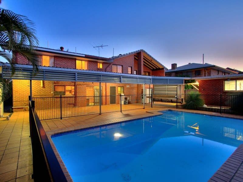 12 Parnassus Street, ROBERTSON QLD 4109, Robertson - Thumbnail 2