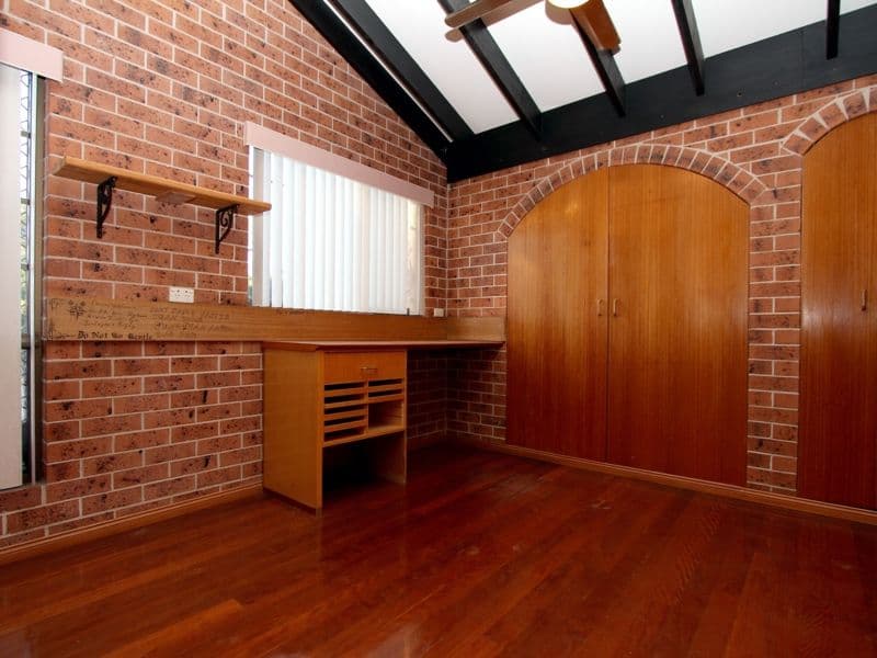 12 Parnassus Street, ROBERTSON QLD 4109, Robertson - Thumbnail 8