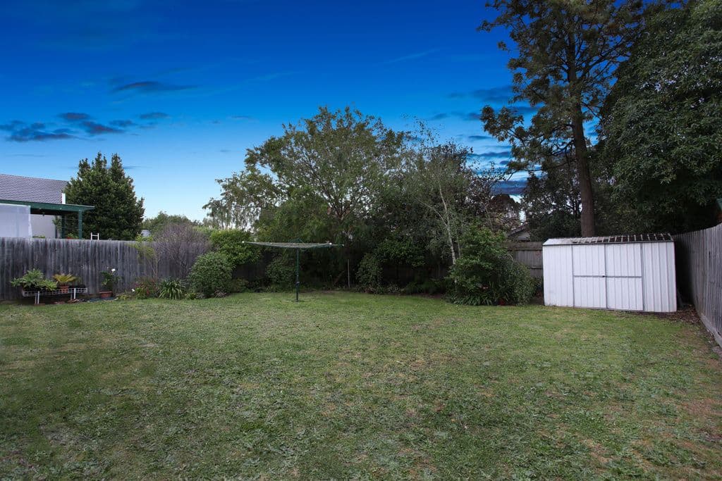 7 Beauville Avenue, Murrumbeena VIC 3163, Murrumbeena - Thumbnail 2