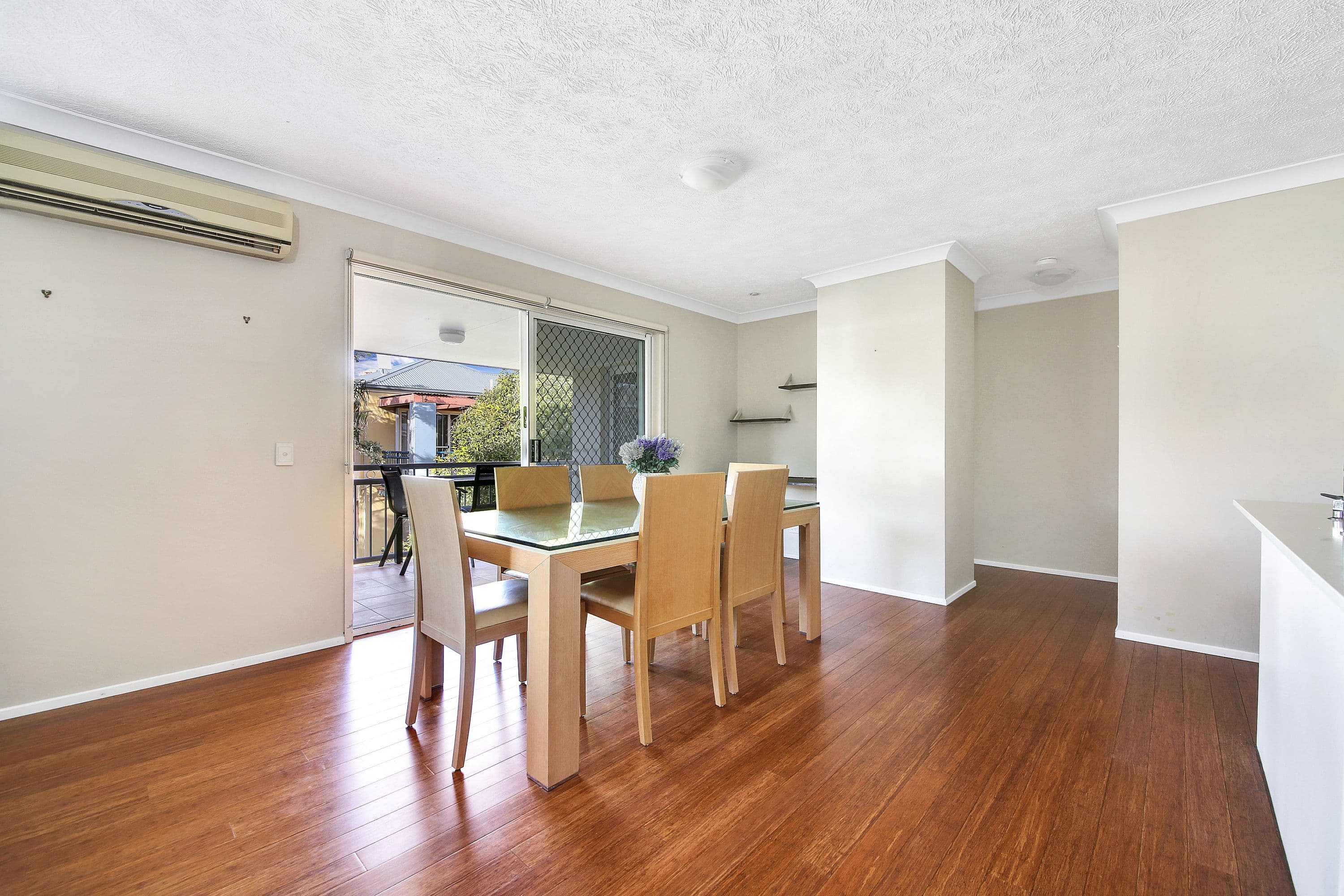 37 Mawarra Street, Chevron Island QLD 4217, Chevron Island - Thumbnail 4