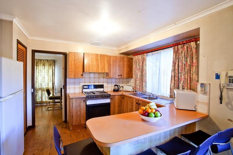 218 Nuwarra Road, MOOREBANK NSW 2170, Moorebank - Thumbnail 5