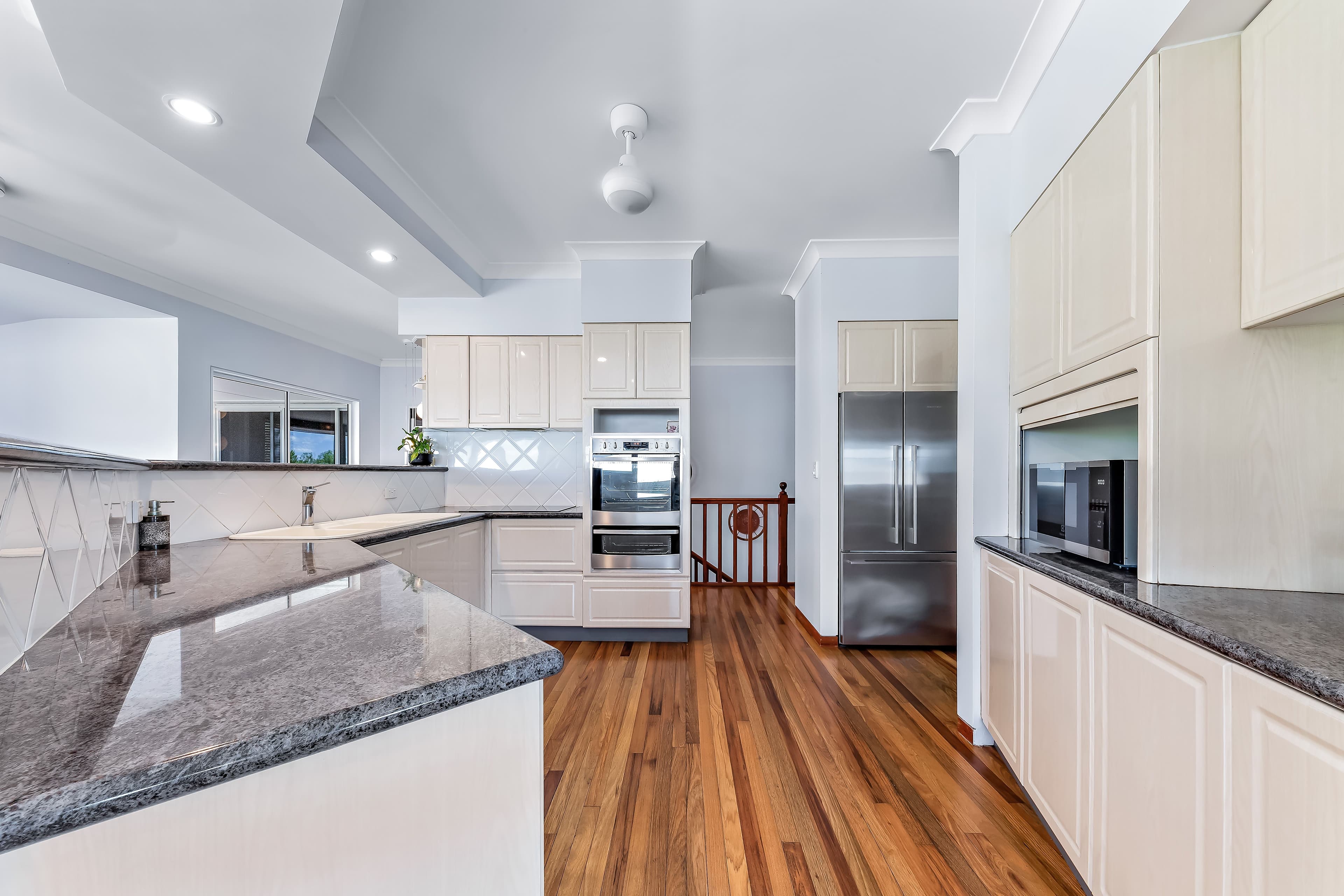 24 Illawong Street, Cannonvale QLD 4802, Cannonvale - Thumbnail 8