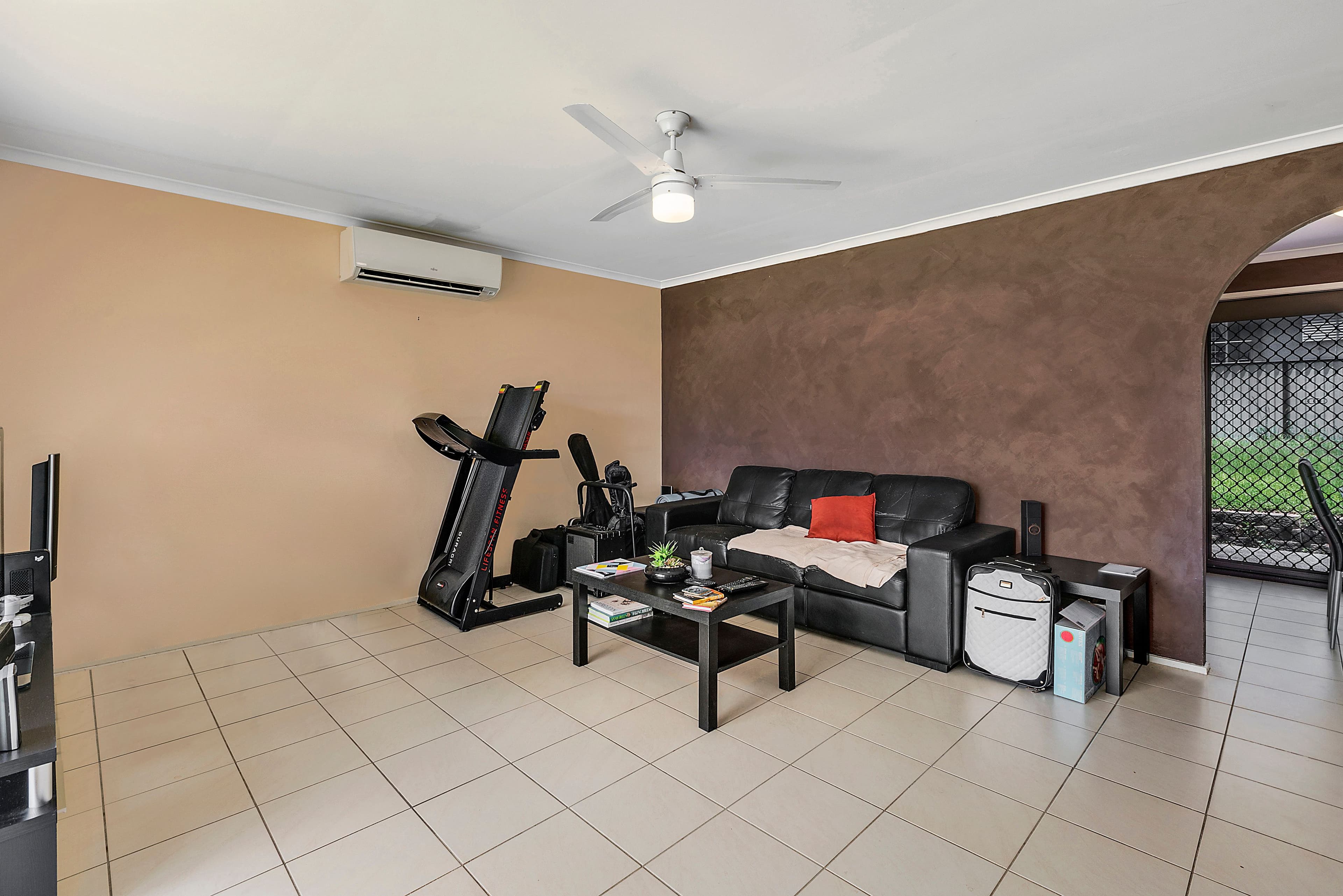 55 Woomera Crescent, Southport QLD 4215, Southport - Thumbnail 4