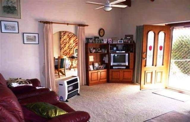 10 Ilett Street, MOLLYMOOK NSW 2539, Mollymook - Thumbnail 7