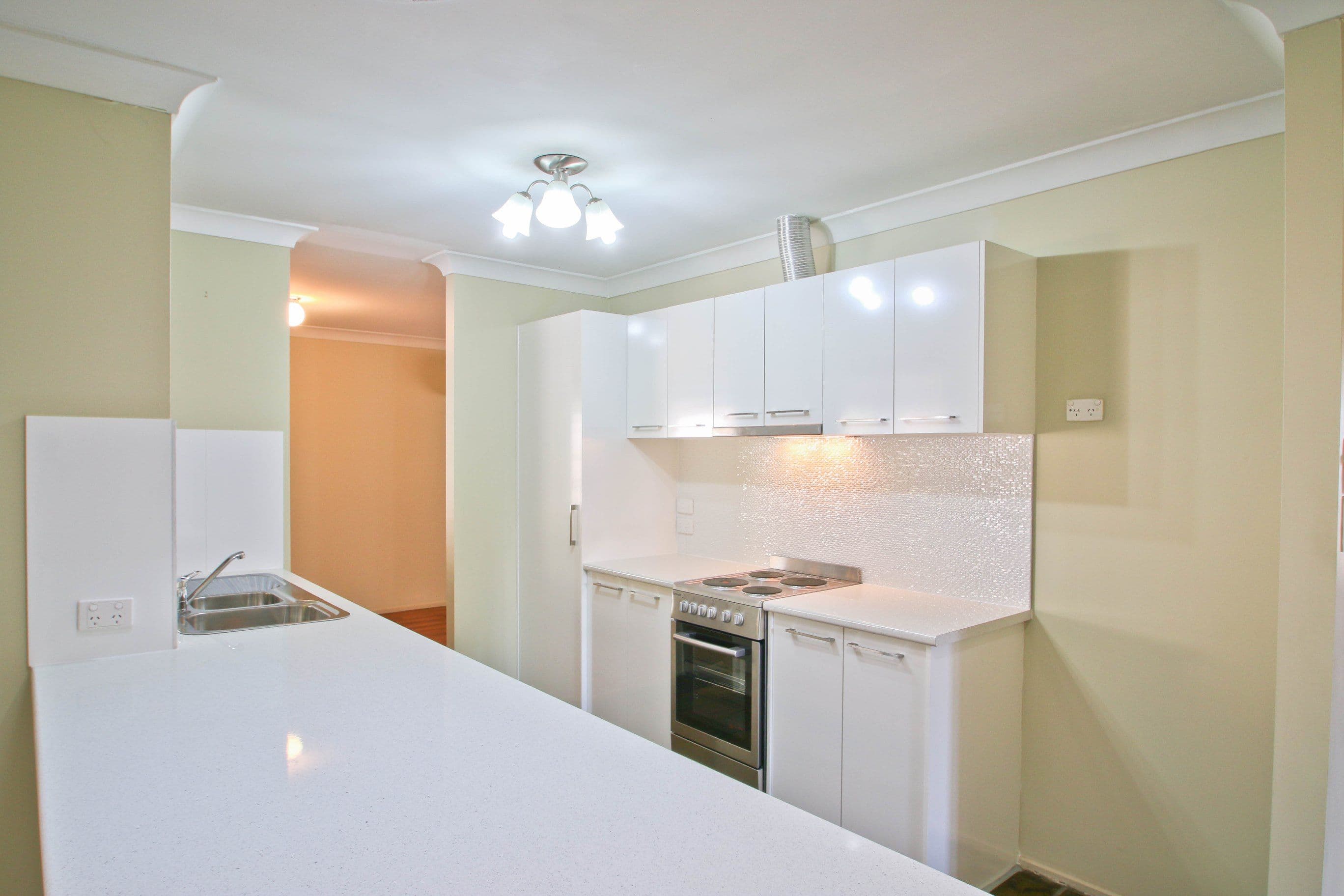 33 Wade Street, BUNDAMBA QLD 4304, Bundamba - Thumbnail 4