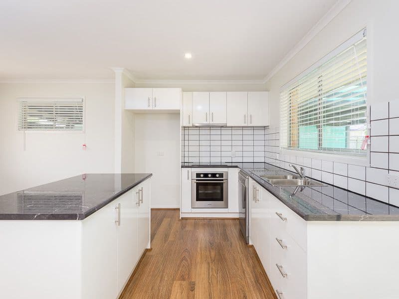 21 Highbury Drive, Redbank Plains QLD 4301, Redbank Plains - Thumbnail 5