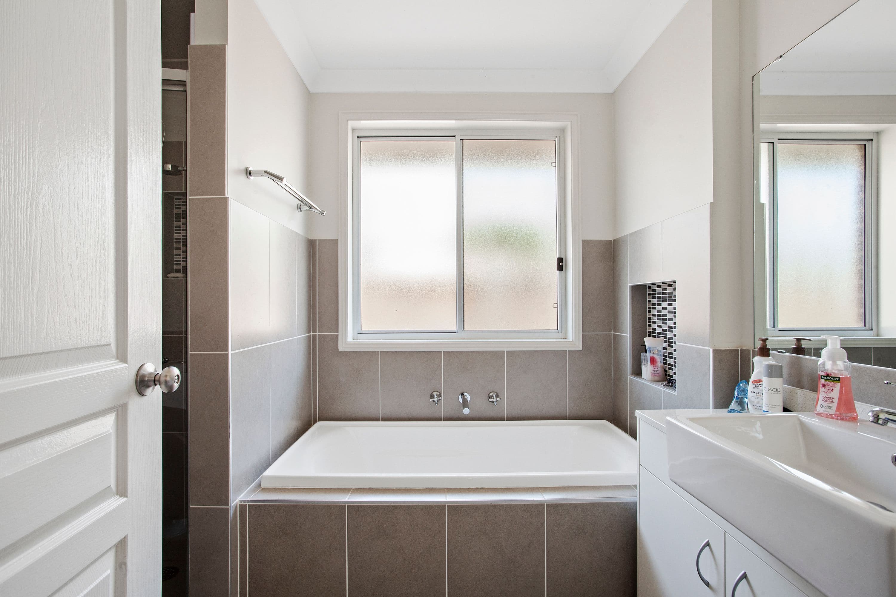 21 Parry Parade, Kooindah Waters, Wyong NSW 2259, Wyong - Thumbnail 6