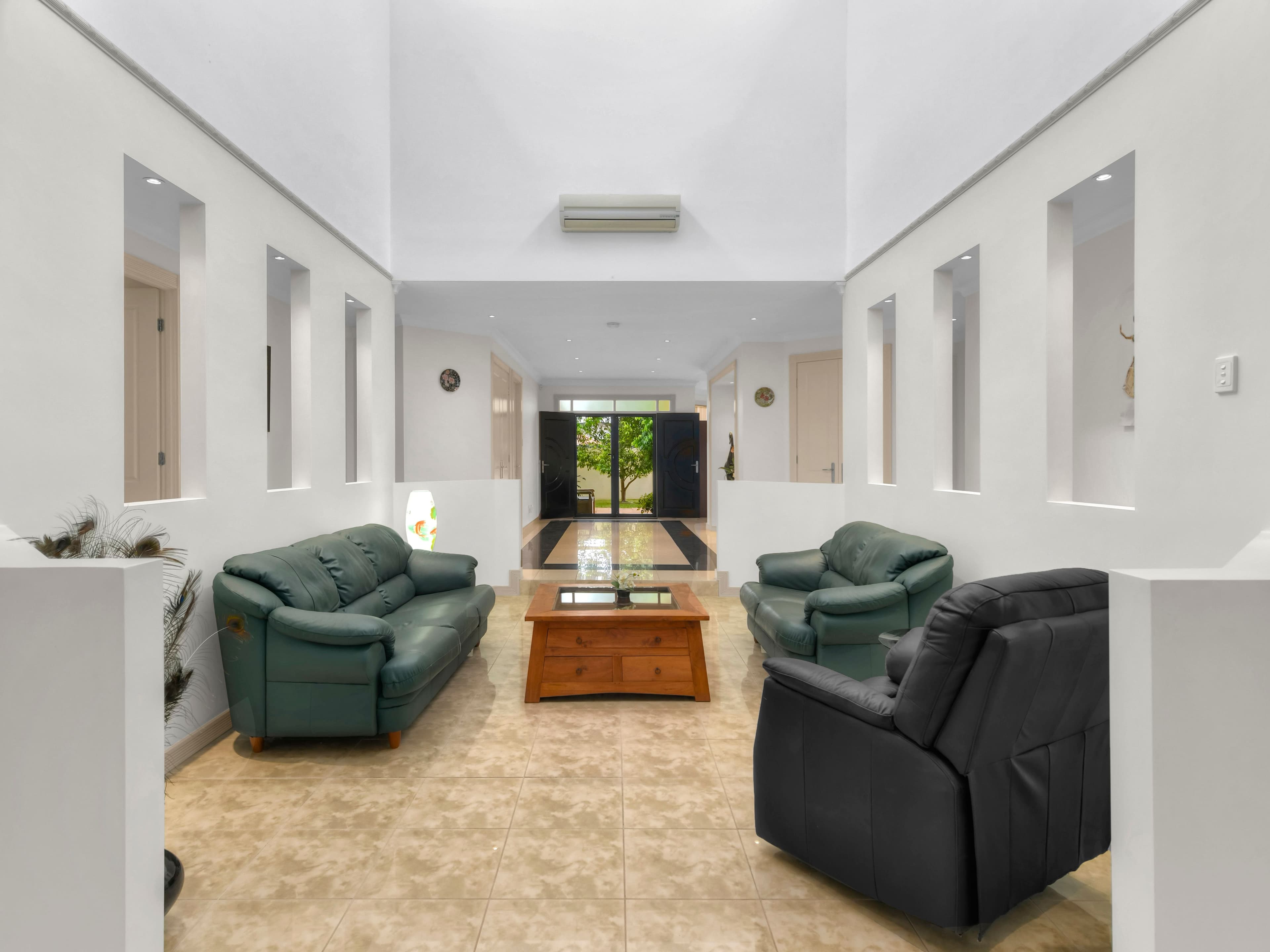176 Saturn Crescent, Bridgeman Downs QLD 4035, Bridgeman Downs - Thumbnail 4