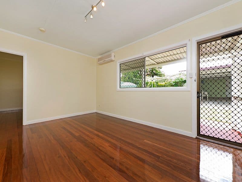 18 McCarthy Road, SALISBURY QLD 4107, Salisbury - Thumbnail 6