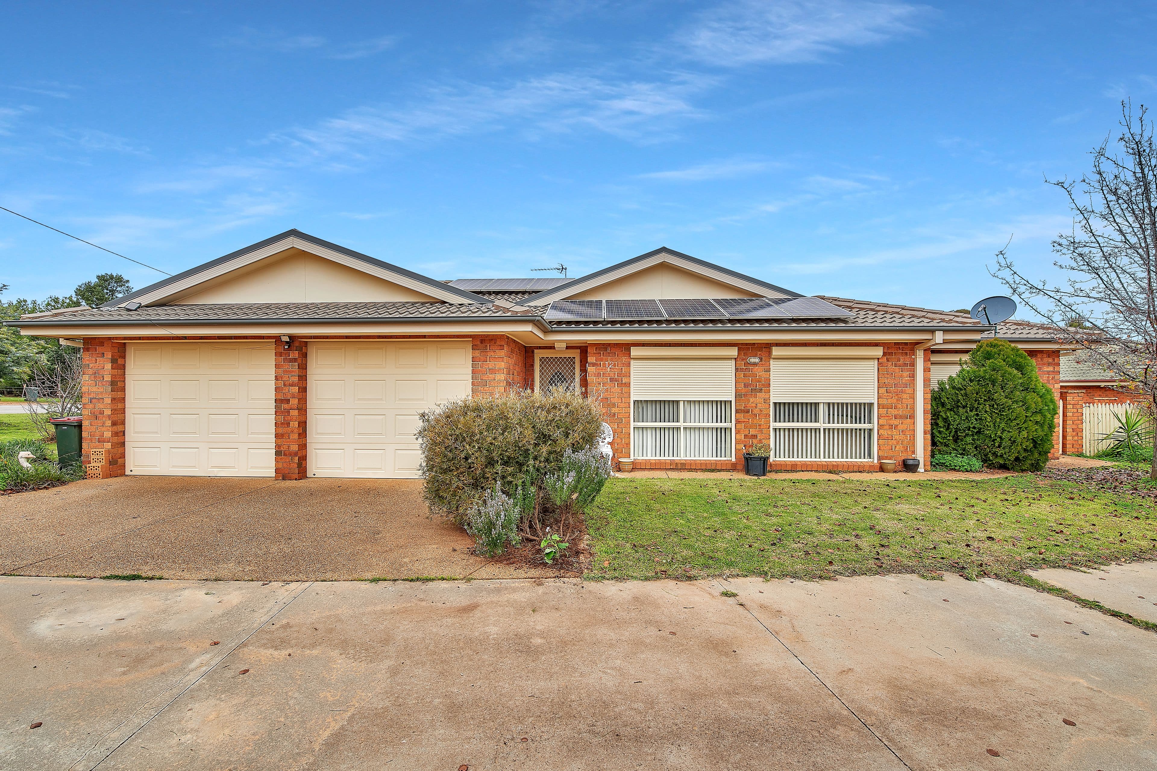 12A Lewis Street South, Coolamon NSW 2701, Coolamon - Thumbnail 2