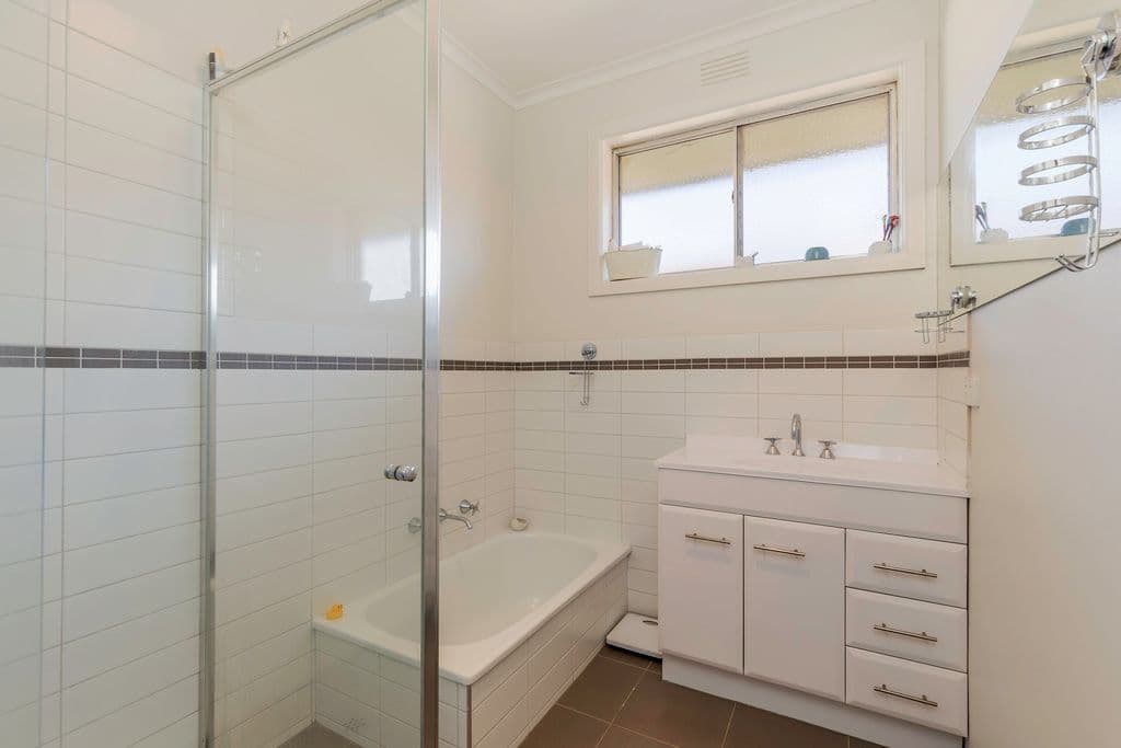 12 St David Street, Rippleside VIC 3215, Rippleside - Thumbnail 4