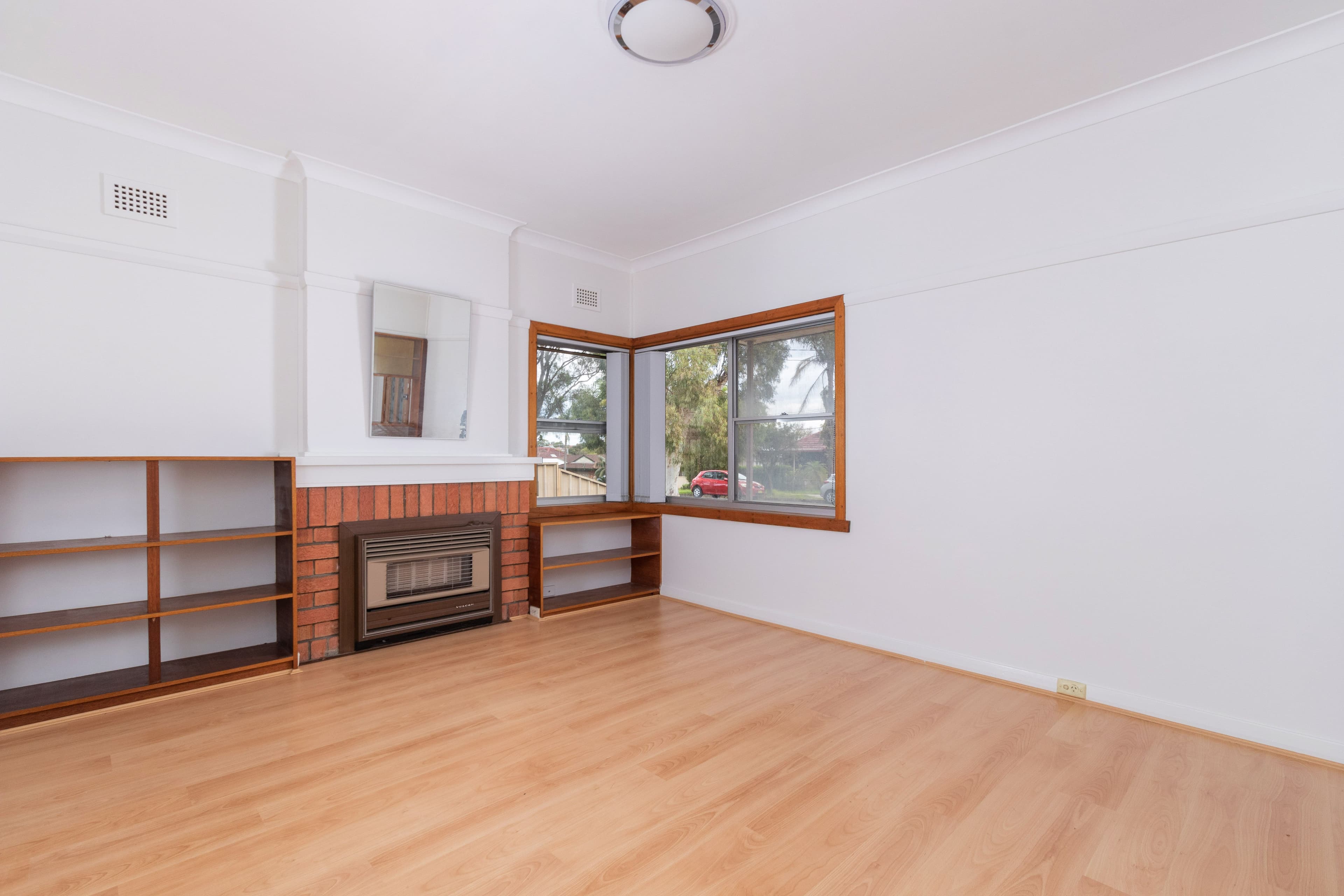8 Elston Avenue, Narwee NSW 2209, Narwee - Thumbnail 2