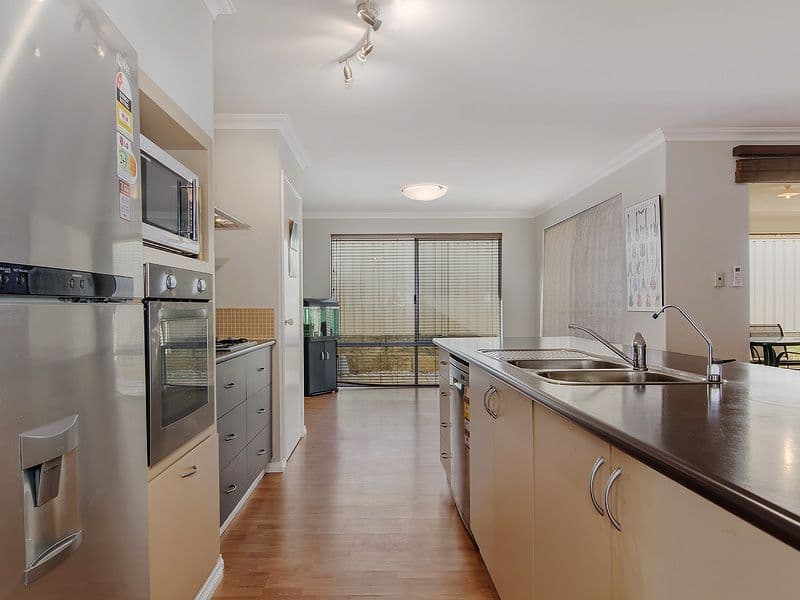 8 Wilson Pass, Baldivis WA 6171, Baldivis - Thumbnail 6