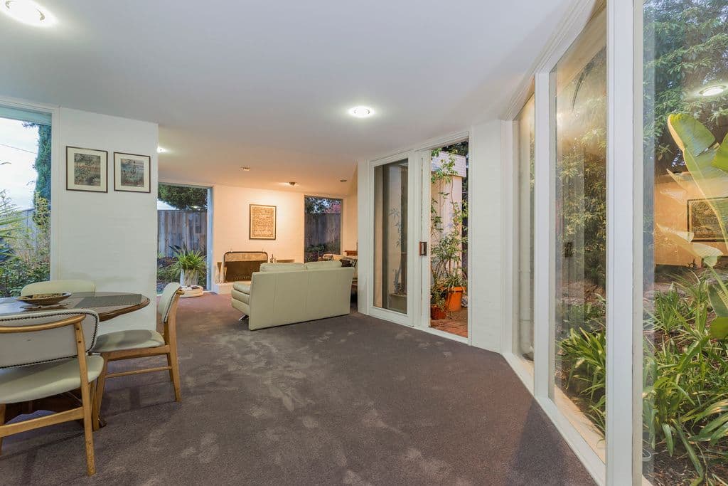 11 Manor Crescent, Highton VIC 3216, Highton - Thumbnail 6