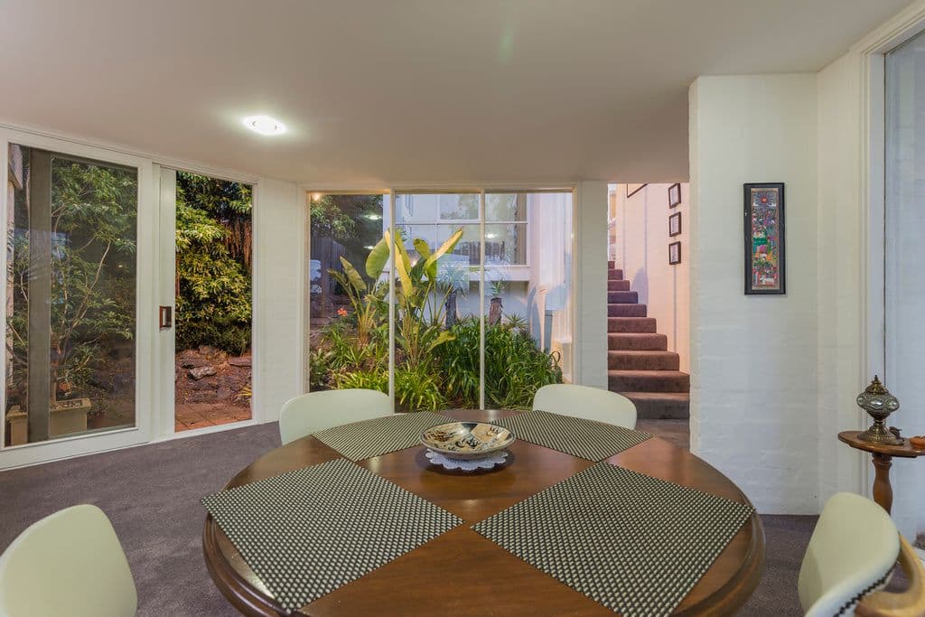 11 Manor Crescent, Highton VIC 3216, Highton - Thumbnail 7