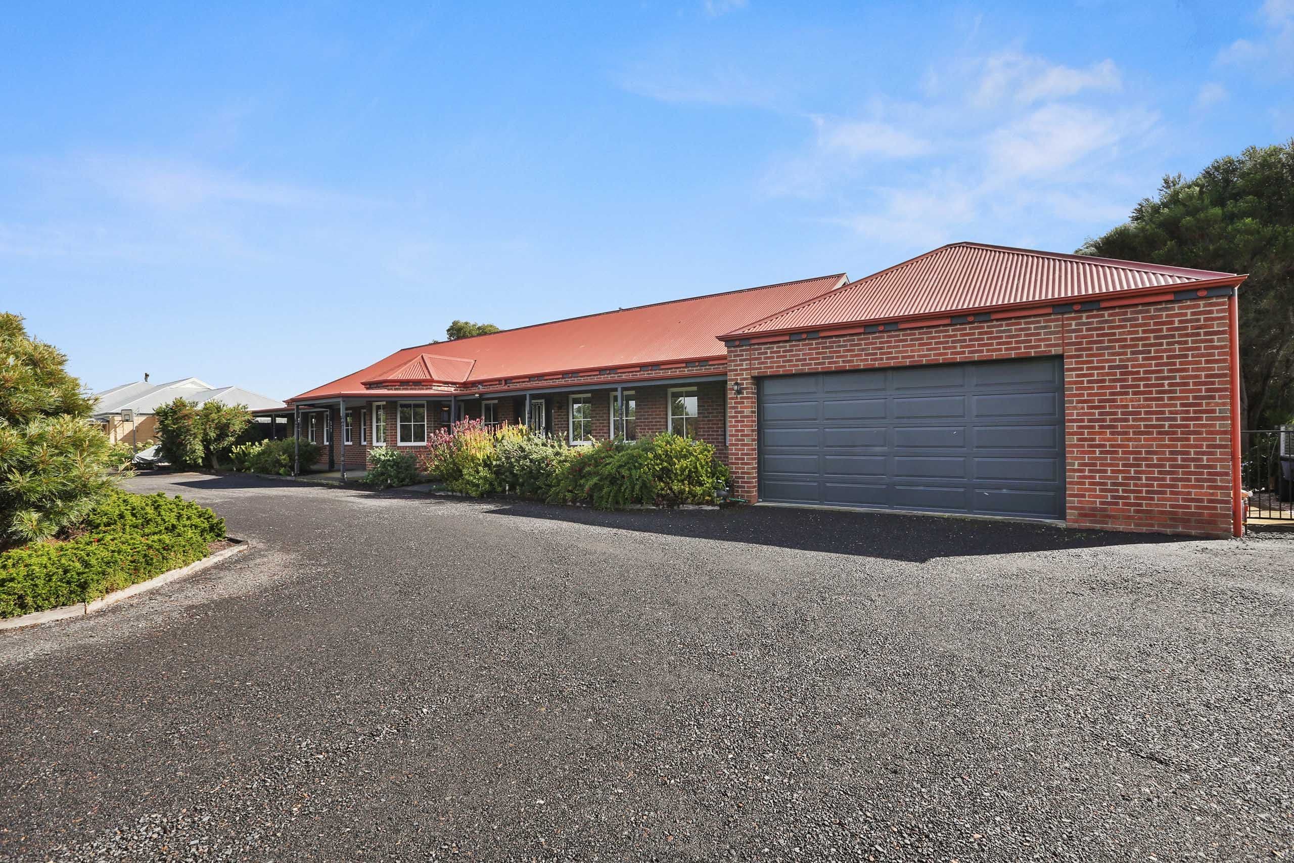 65-67 Archimedes Avenue, Lara VIC 3212, Lara - Thumbnail 2