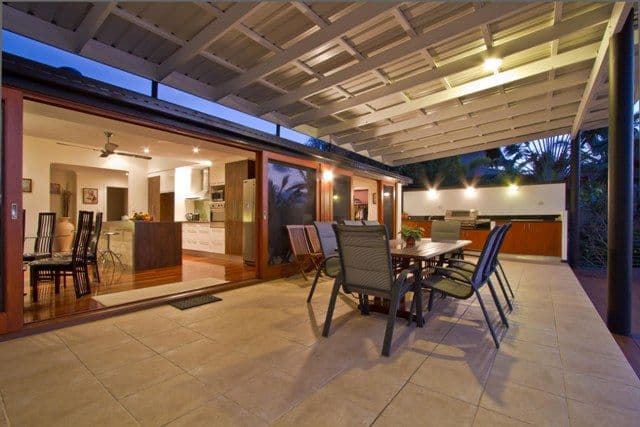 5 Savoy Drive, BROADBEACH WATERS QLD 4218, Broadbeach Waters - Thumbnail 7