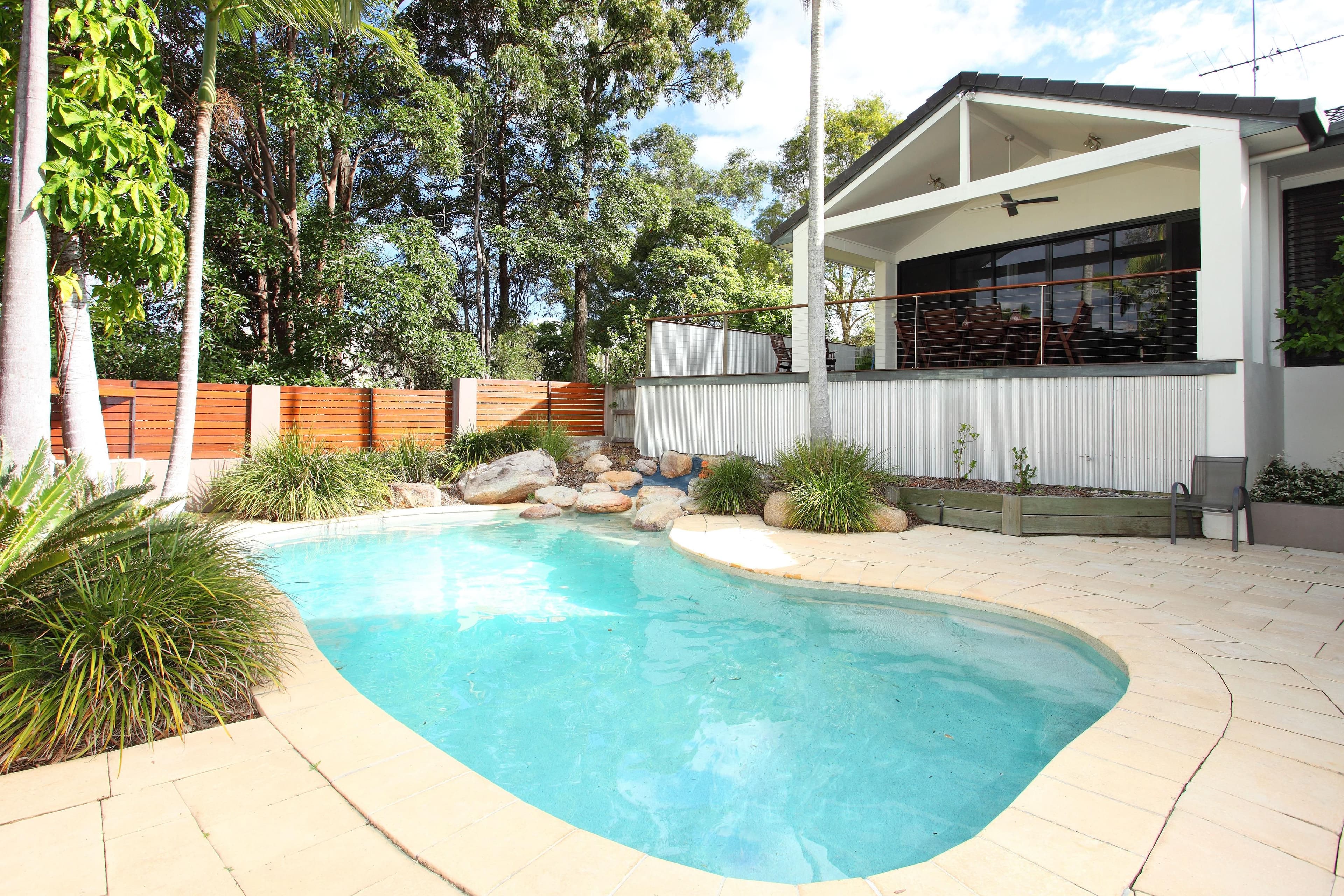 8 Minno Street, CHAPEL HILL QLD 4069, Chapel Hill - Thumbnail 2