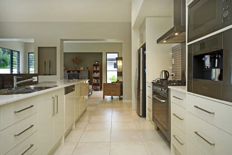 7 Parkview Place, HELENSVALE QLD 4212, Helensvale - Thumbnail 3