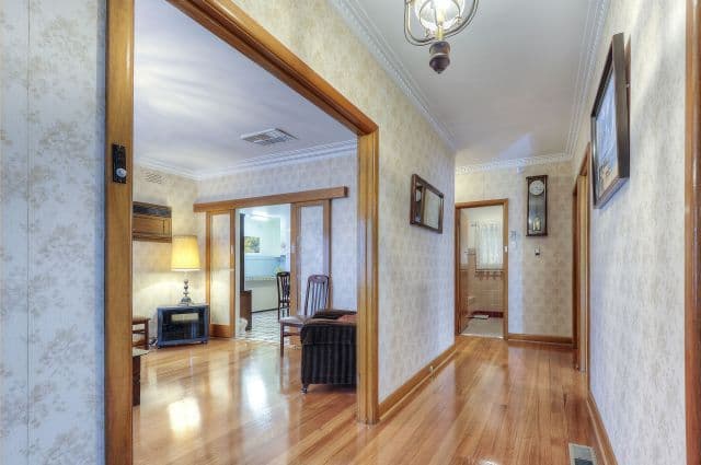 93 McFadzean Avenue, Reservoir VIC 3073, Reservoir - Thumbnail 5