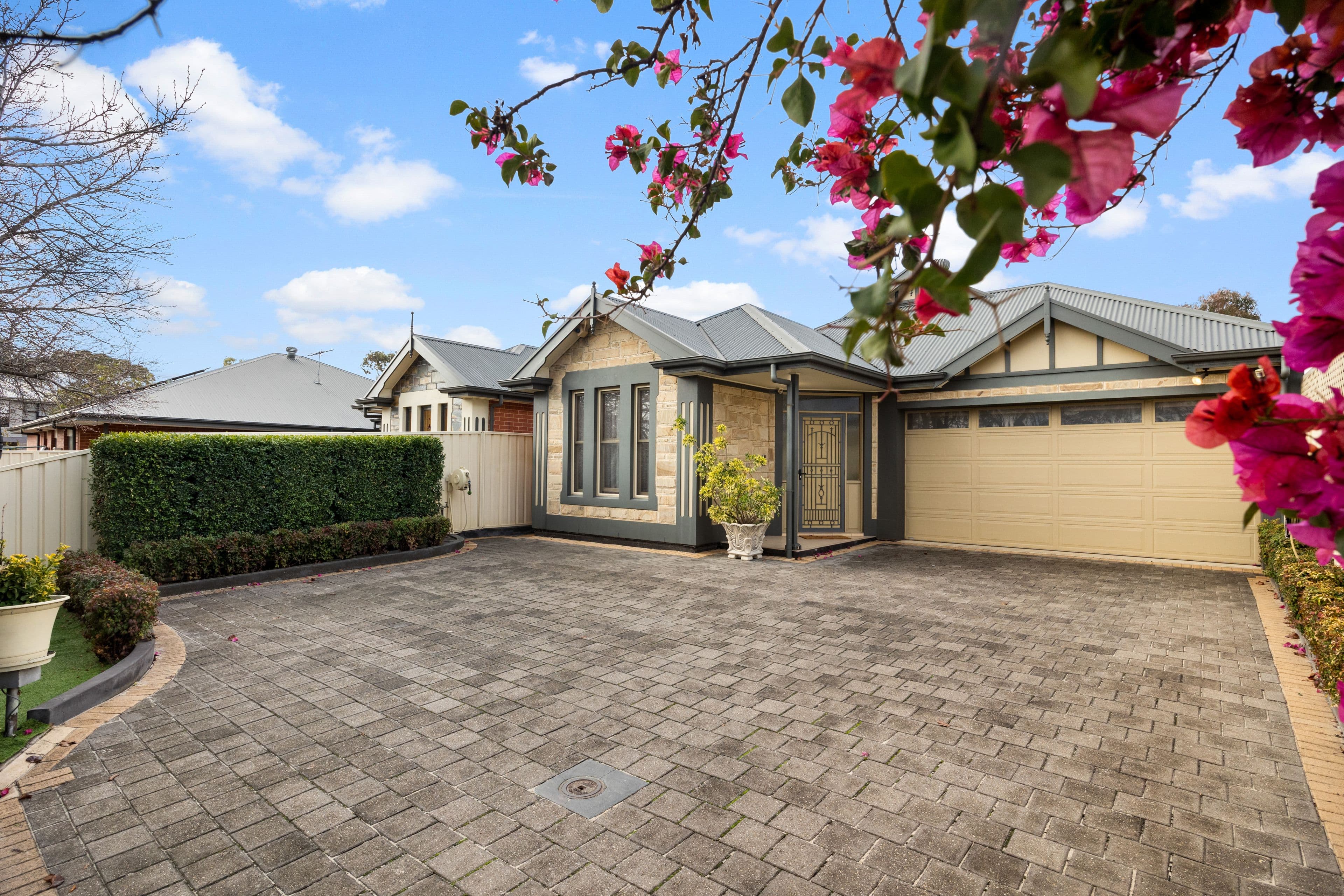 215A St Bernards Road, Rostrevor SA 5073, Rostrevor - Thumbnail 2