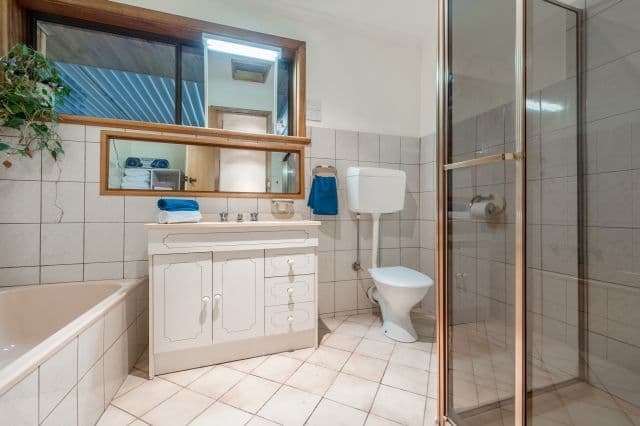 26 Tracey Street, Reservoir VIC 3073, Reservoir - Thumbnail 6