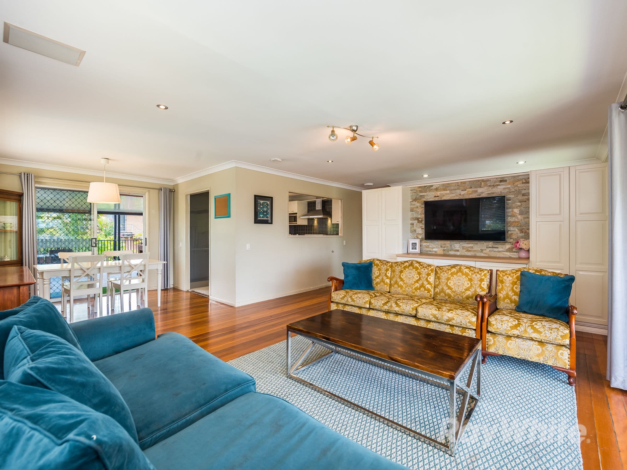 20 Pine Drive, Woodridge QLD 4114, Woodridge - Thumbnail 2