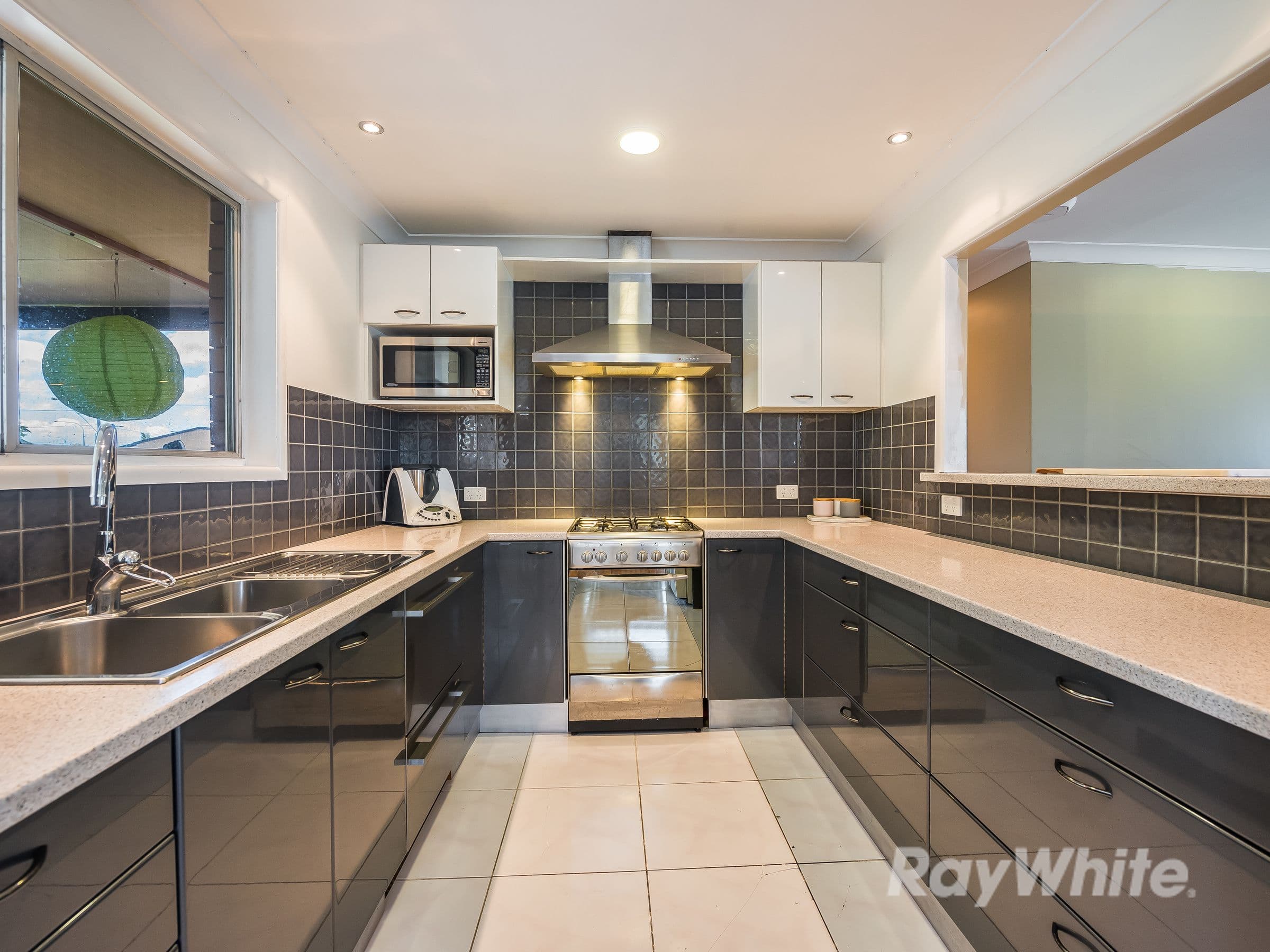 20 Pine Drive, Woodridge QLD 4114, Woodridge - Thumbnail 5