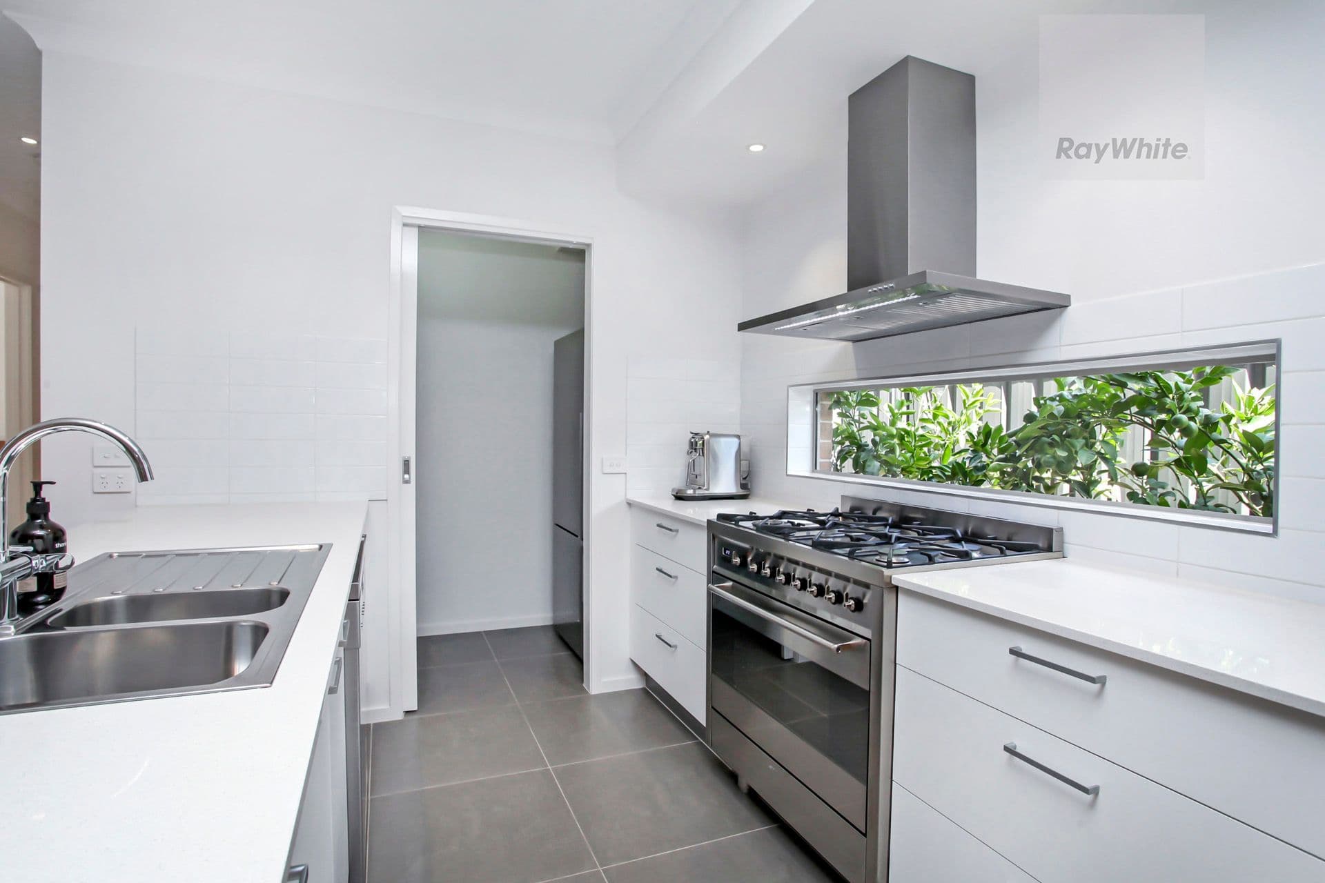28 Frontier Avenue, Greenvale VIC 3059, Greenvale - Thumbnail 5