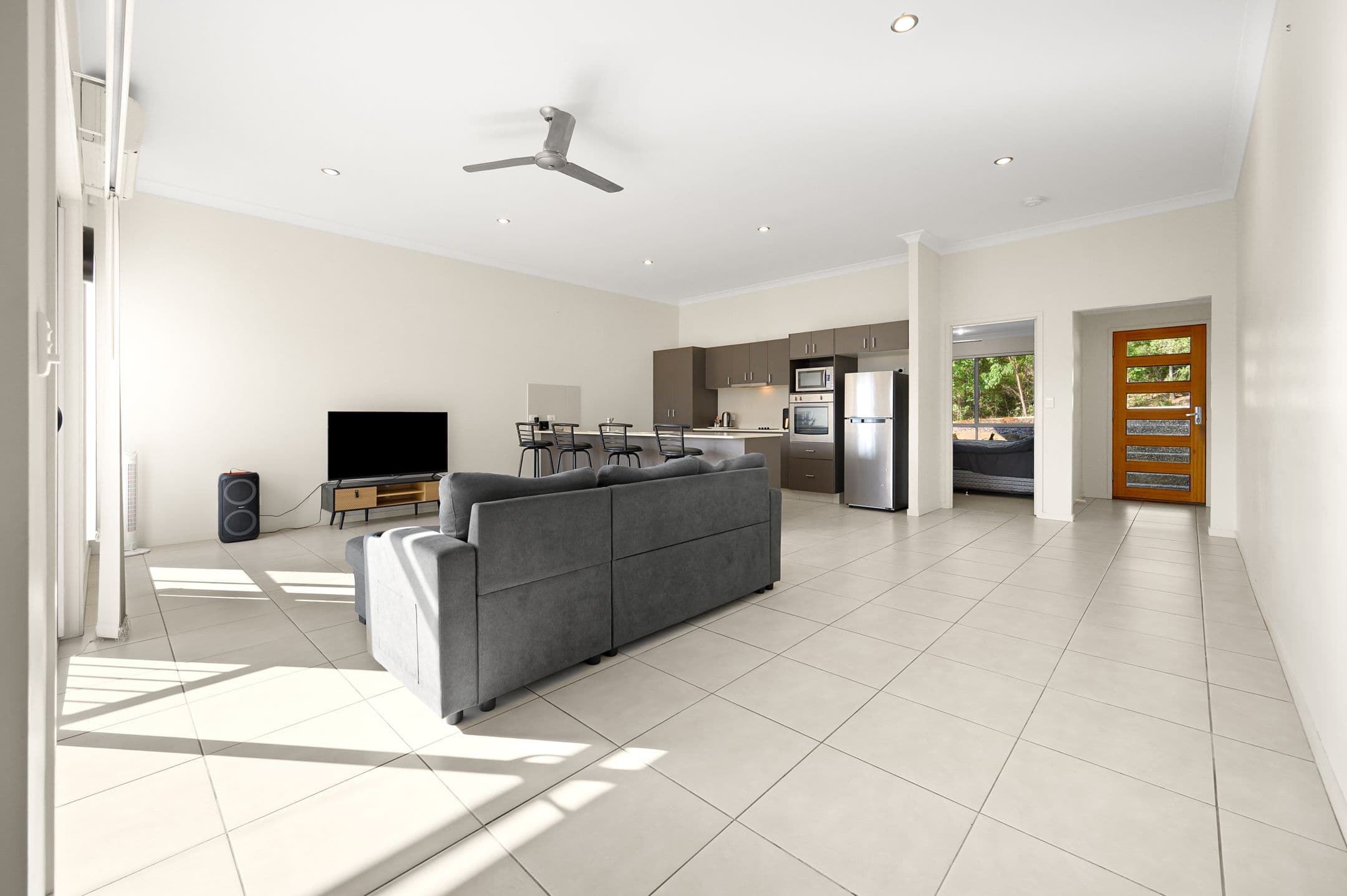 98 Aldgate Crescent, Pacific Pines QLD 4211, Pacific Pines - Thumbnail 7