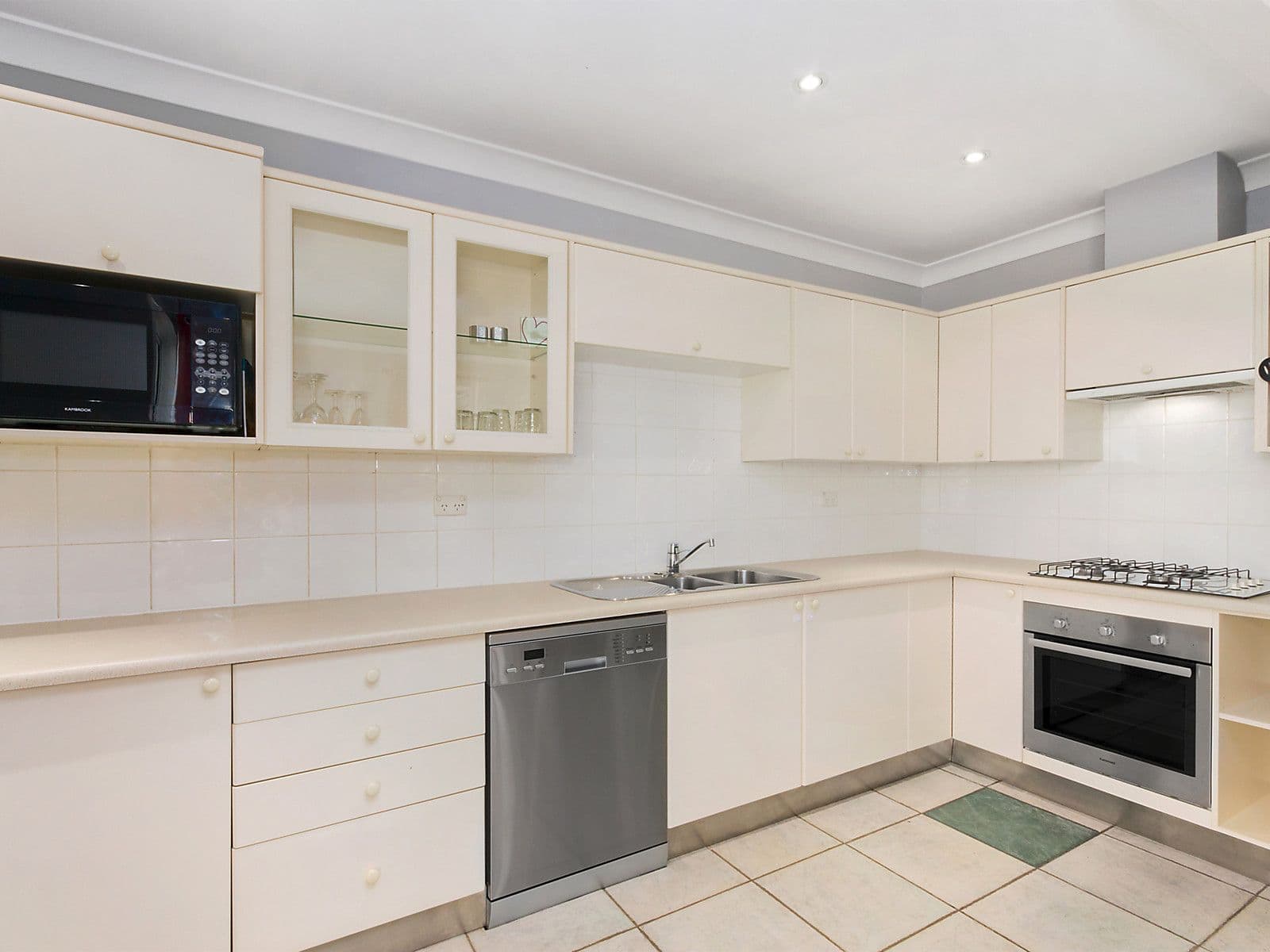 116 Donald Road, Queanbeyan NSW 2620, Karabar - Thumbnail 3