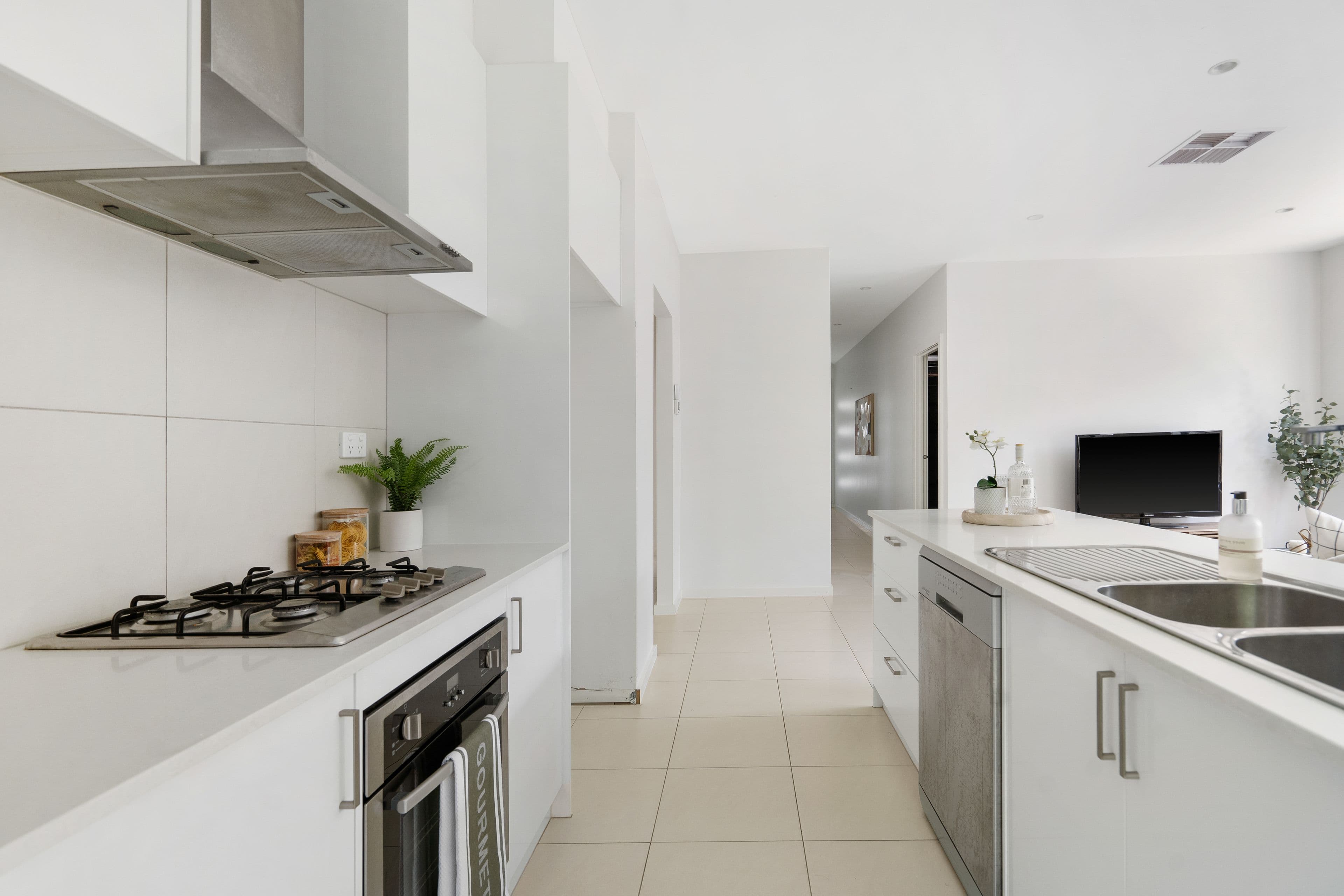 91 Lemonwood Drive, Greenvale VIC 3059, Greenvale - Thumbnail 5