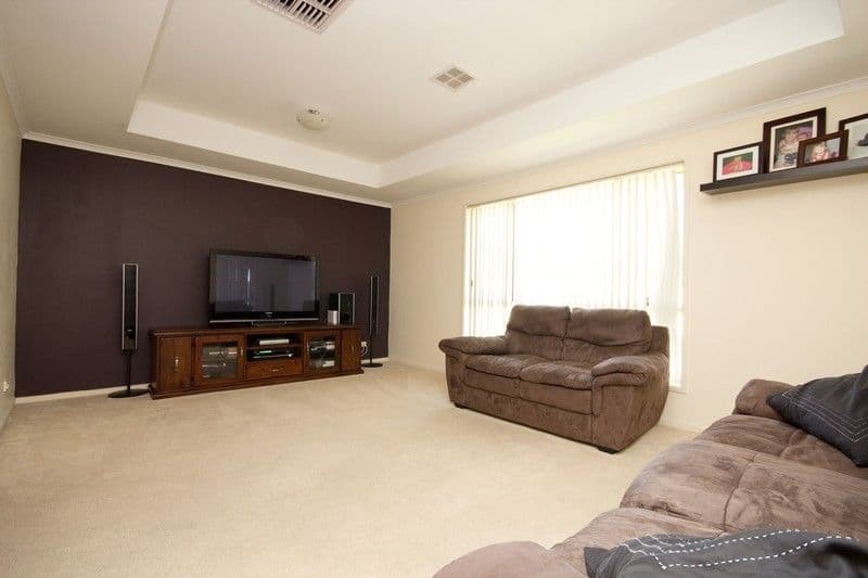 13 Caston Street, POORAKA SA 5095, Pooraka - Thumbnail 3
