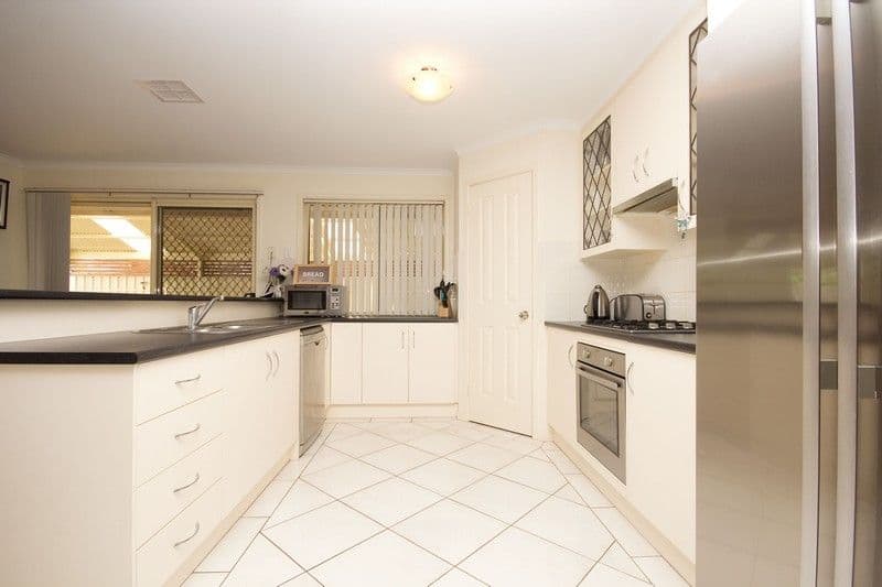 13 Caston Street, POORAKA SA 5095, Pooraka - Thumbnail 5