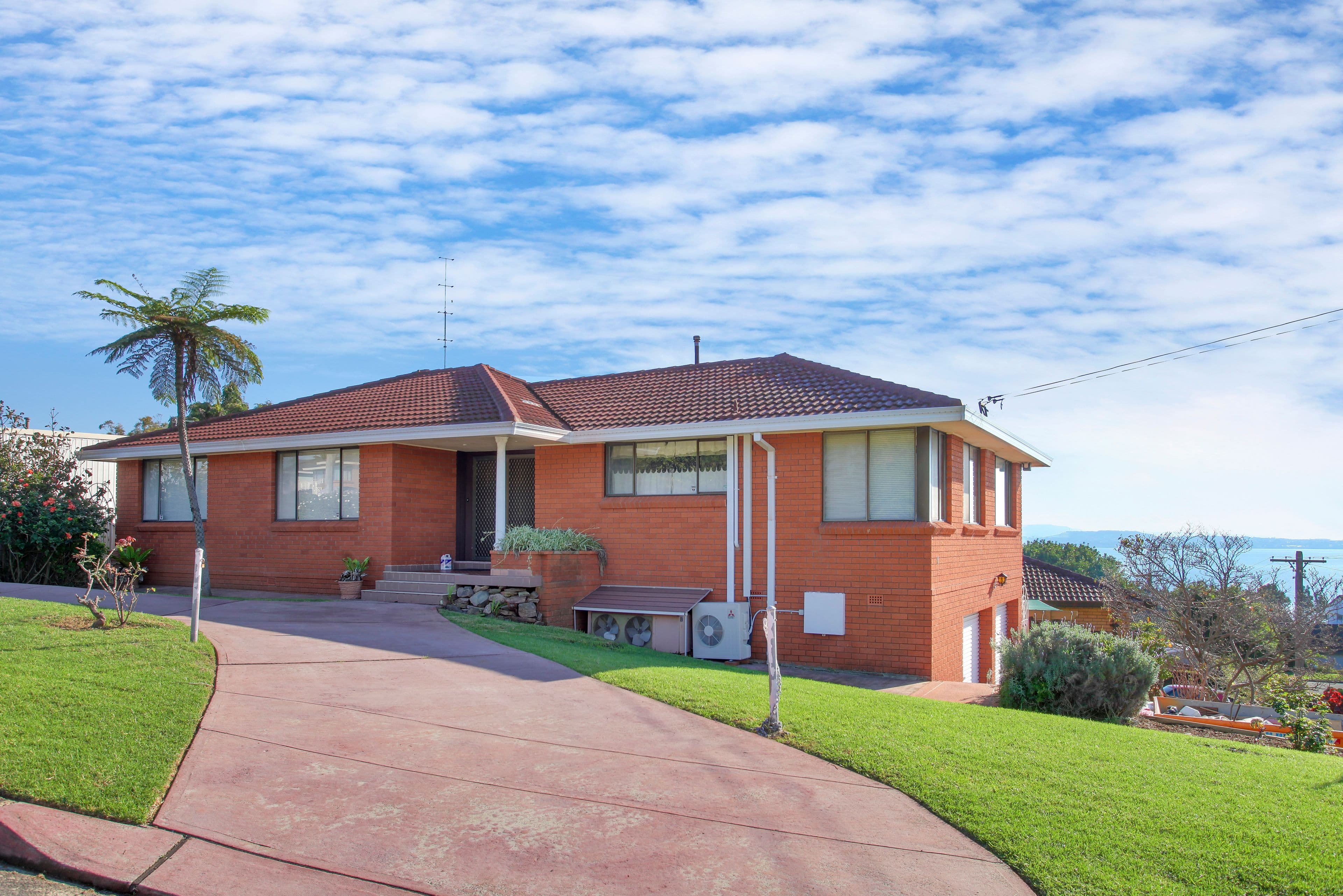 1 Devitt Avenue, Mount Warrigal - Image 1