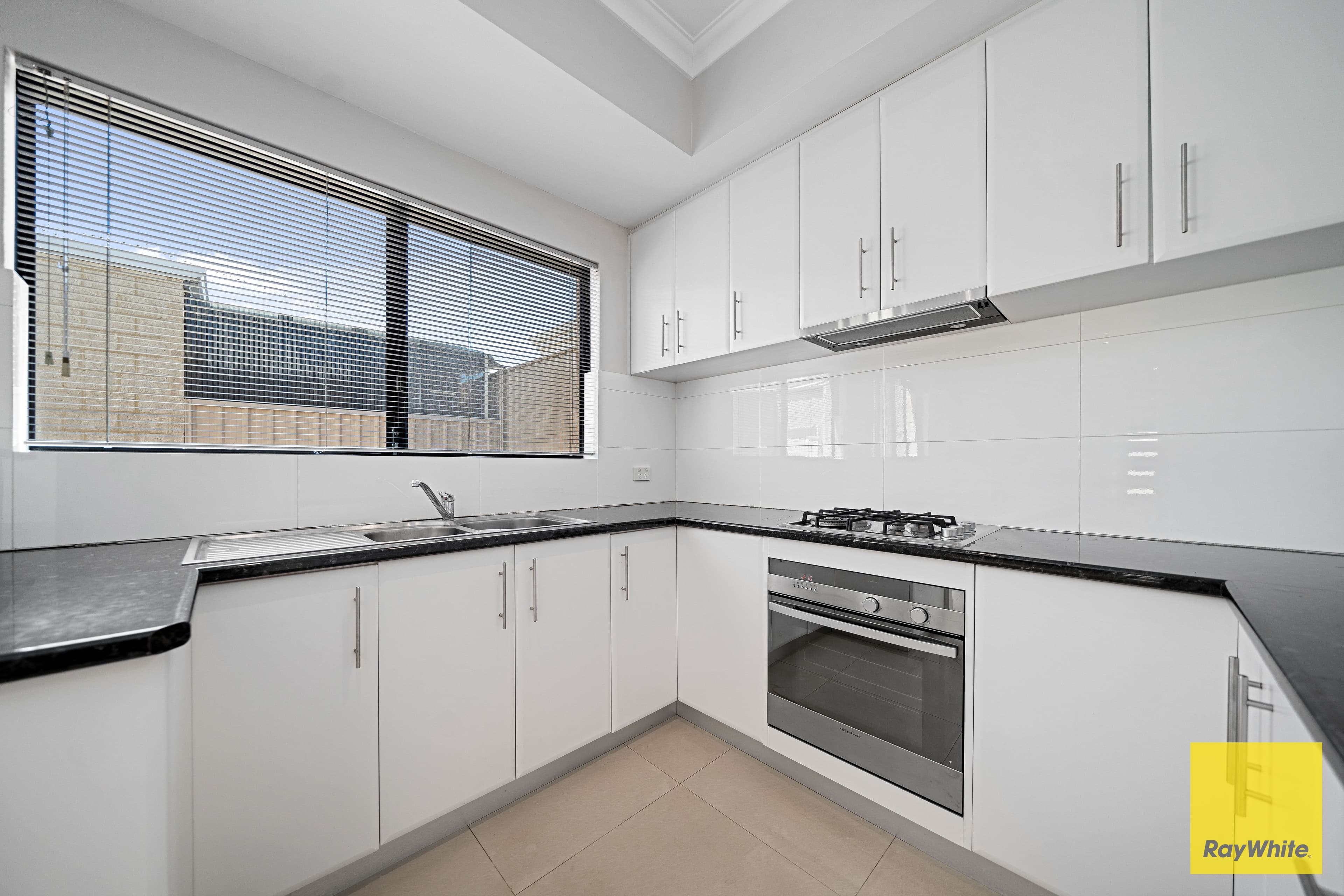 24B Santa Rosalia Vista, Sinagra WA 6065, Sinagra - Thumbnail 2