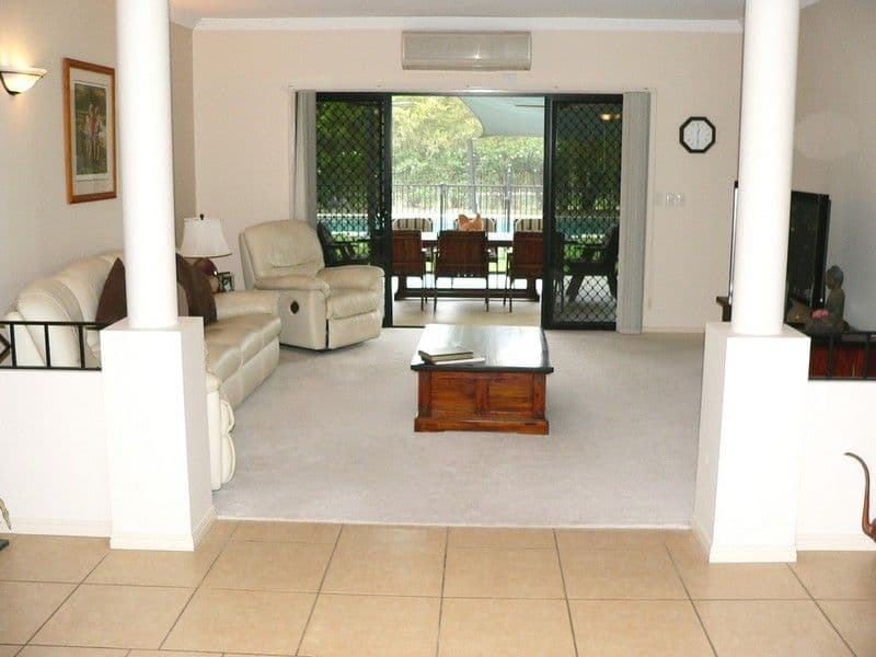 8 Coulter Road, WILLOW VALE QLD 4209, Willow Vale - Thumbnail 4