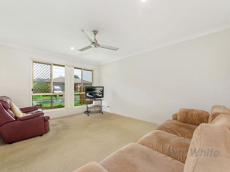 23 Shawnee Crescent, Pimpama QLD 4209, Pimpama - Thumbnail 5