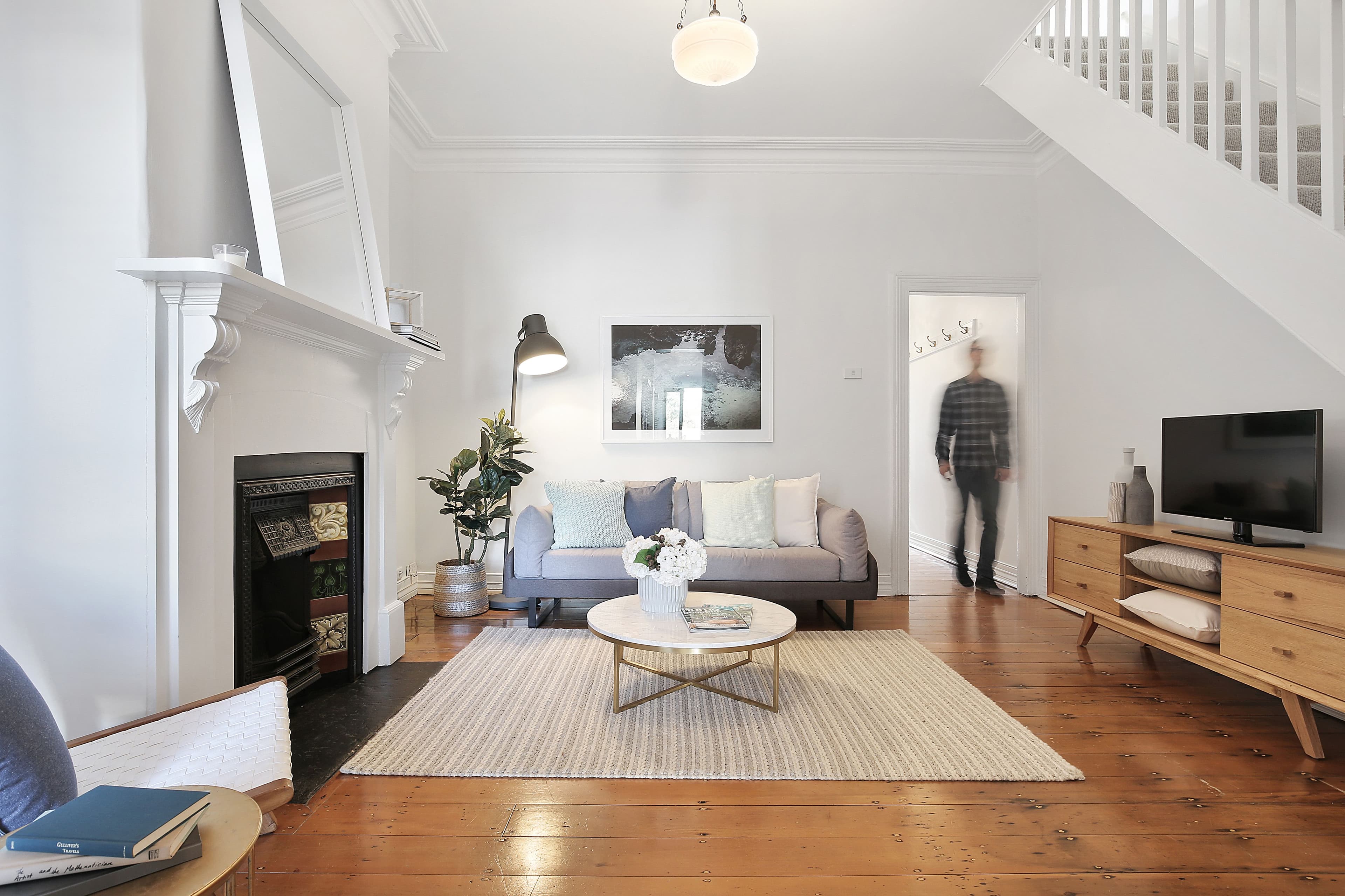 87 Newman Street, Newtown - Thumbnail 2