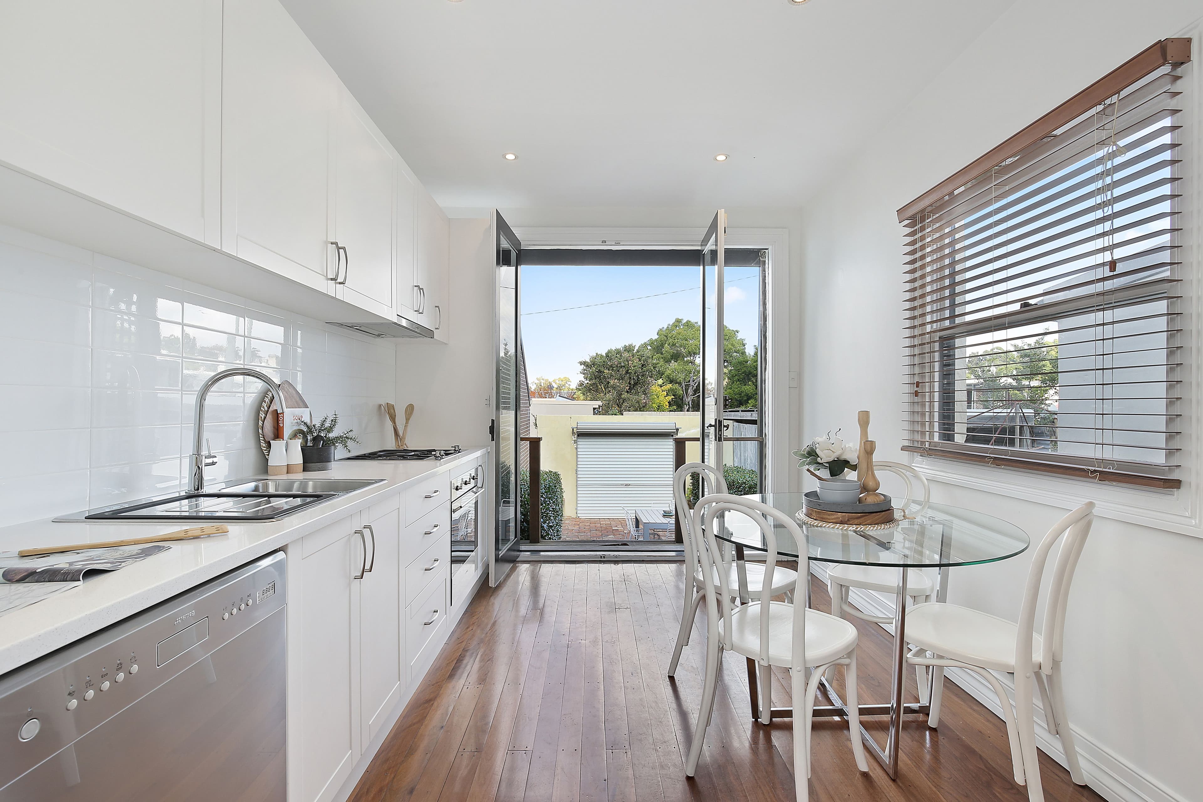 87 Newman Street, Newtown - Thumbnail 3