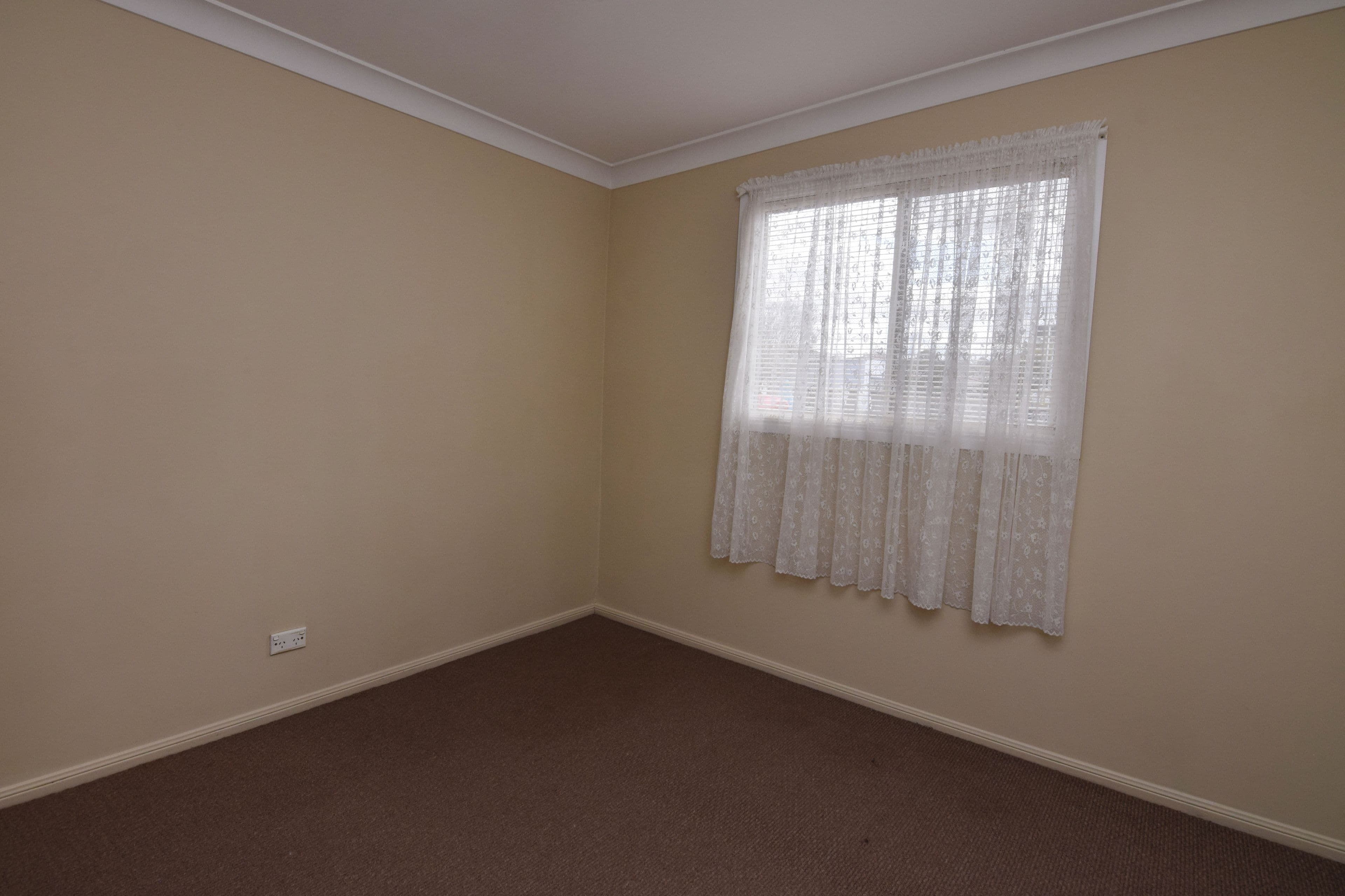 12 Blackledge Drive, Cranbourne East - Thumbnail 8