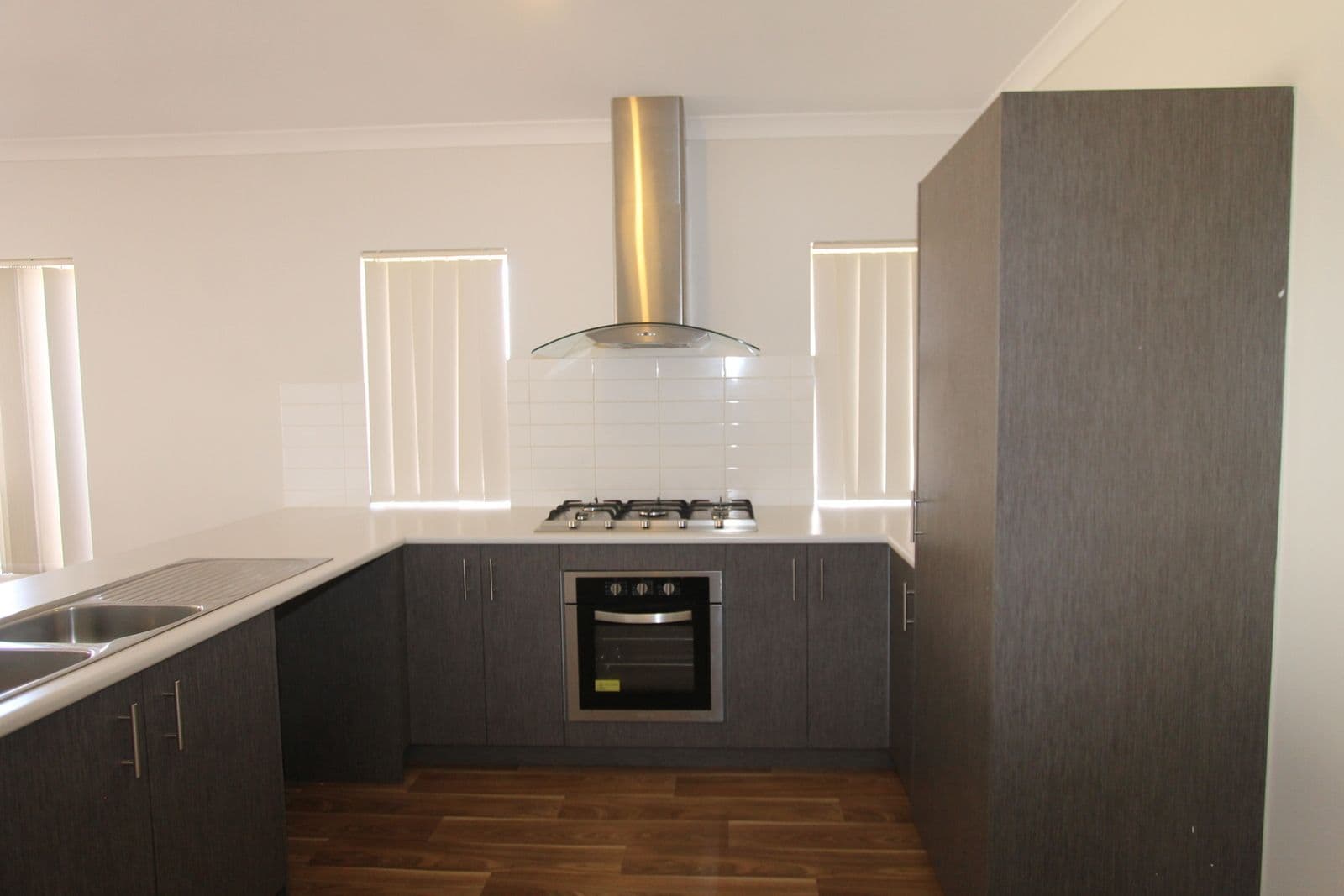 42 Harrogate Vista, Landsdale WA 6065, Landsdale - Thumbnail 2