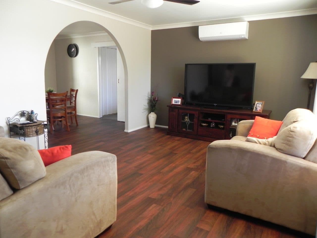 20 Gore Street, WESTBROOK QLD 4350, Westbrook - Thumbnail 2