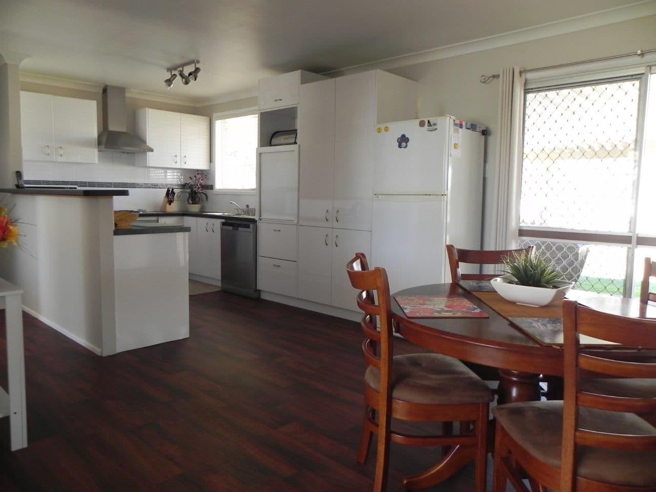 20 Gore Street, WESTBROOK QLD 4350, Westbrook - Thumbnail 4