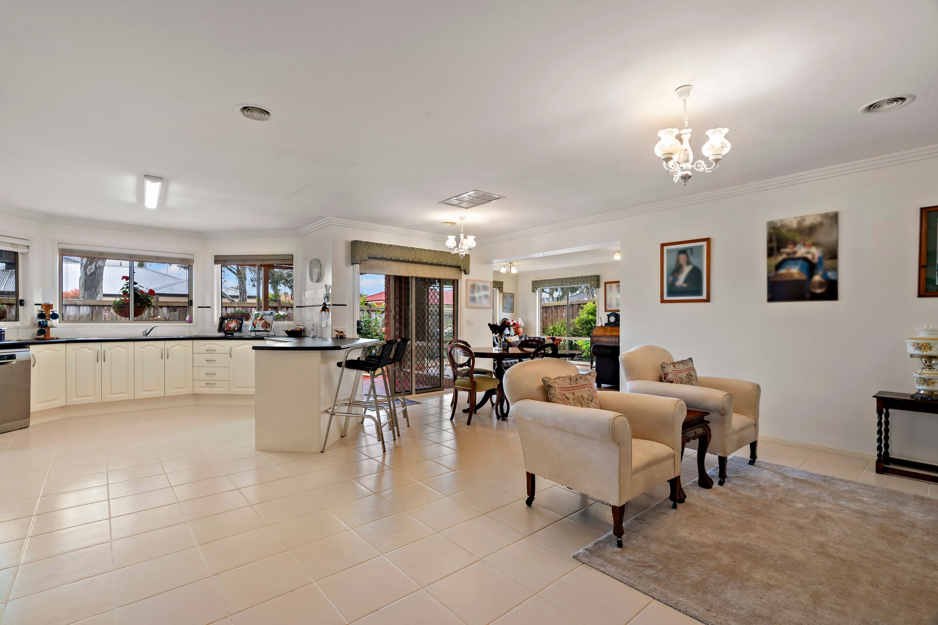 64 Moondarra Drive, Berwick VIC 3806, Berwick - Thumbnail 6