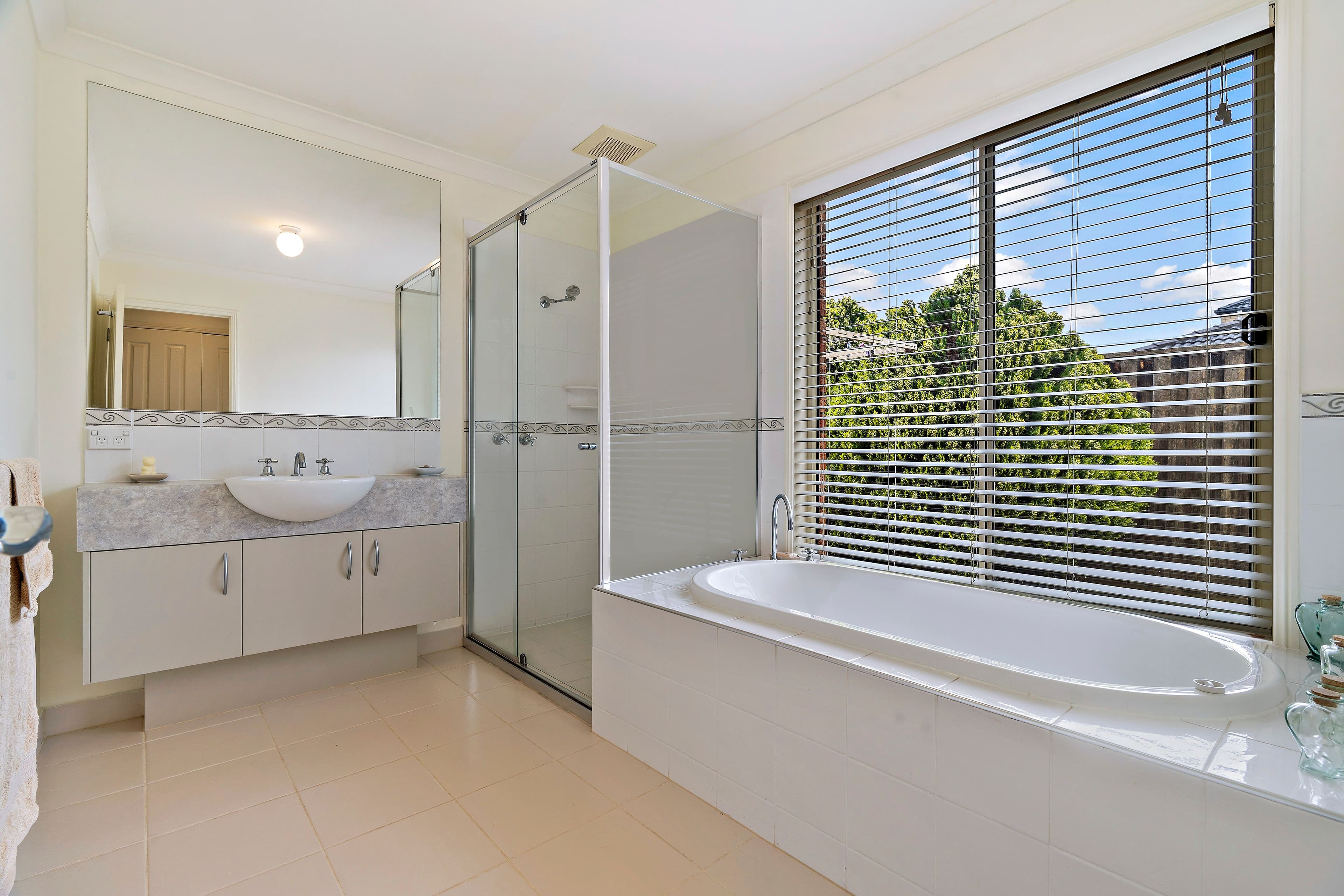 64 Moondarra Drive, Berwick VIC 3806, Berwick - Thumbnail 8