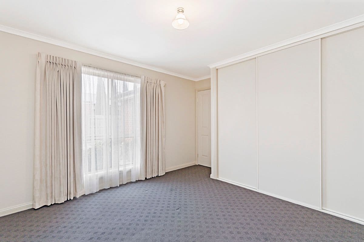 8 Moore Street, Warrnambool VIC 3280, Warrnambool - Thumbnail 5