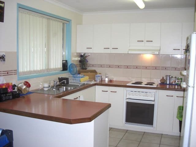 6 Melanie Street, EIMEO QLD 4740, Eimeo - Thumbnail 2