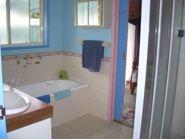 6 Melanie Street, EIMEO QLD 4740, Eimeo - Thumbnail 5